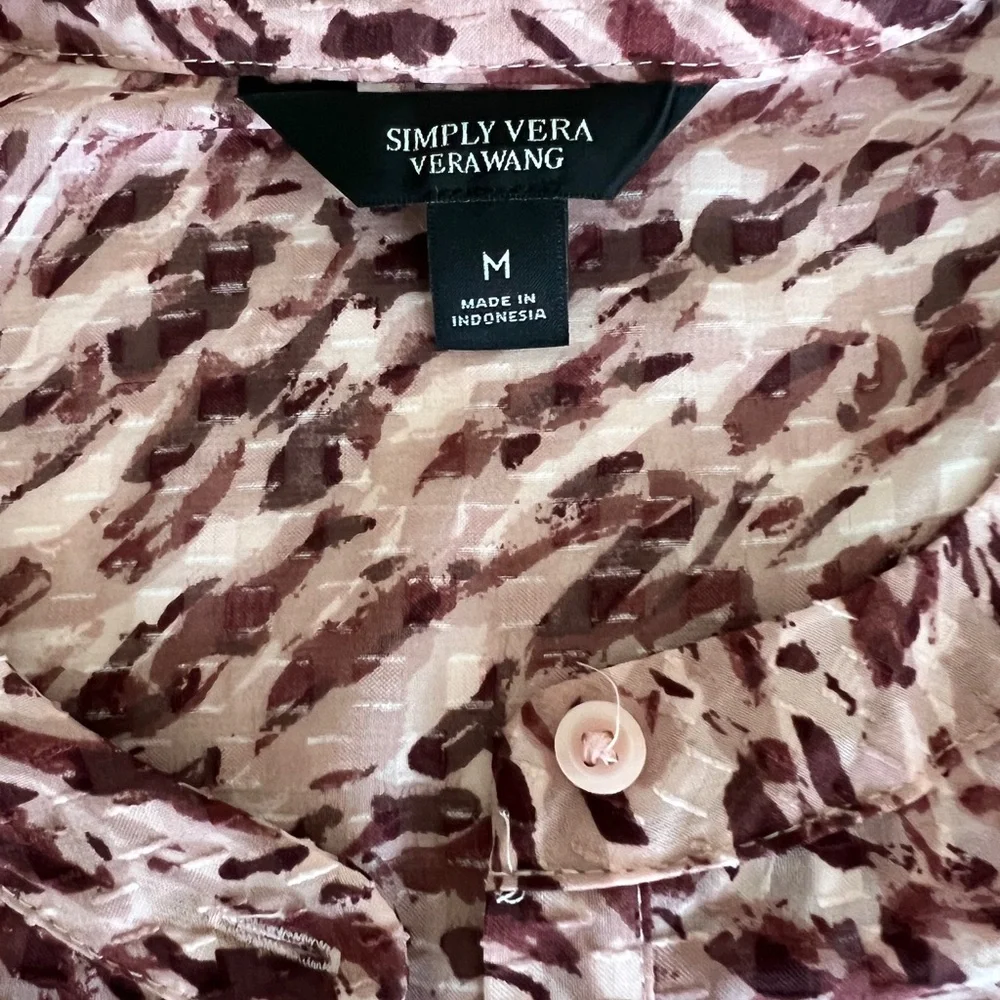 Simply Vera Vera Wang Pink Animal Print Midi Dress - size medium. M - Picture 5 of 9